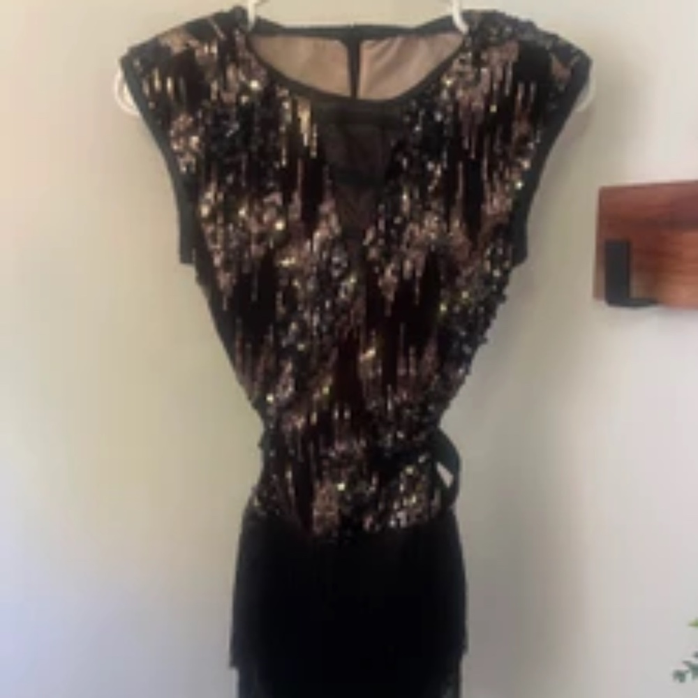 Black and gold dance costume